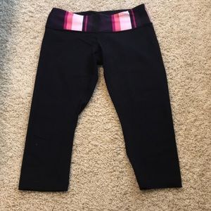 Lululemon pink/purple legging